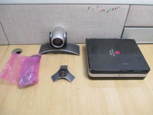 Aparelho de videoconferência POLYCOM