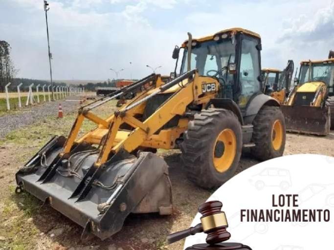 JCB RETROESCAVADEIRA  13/13