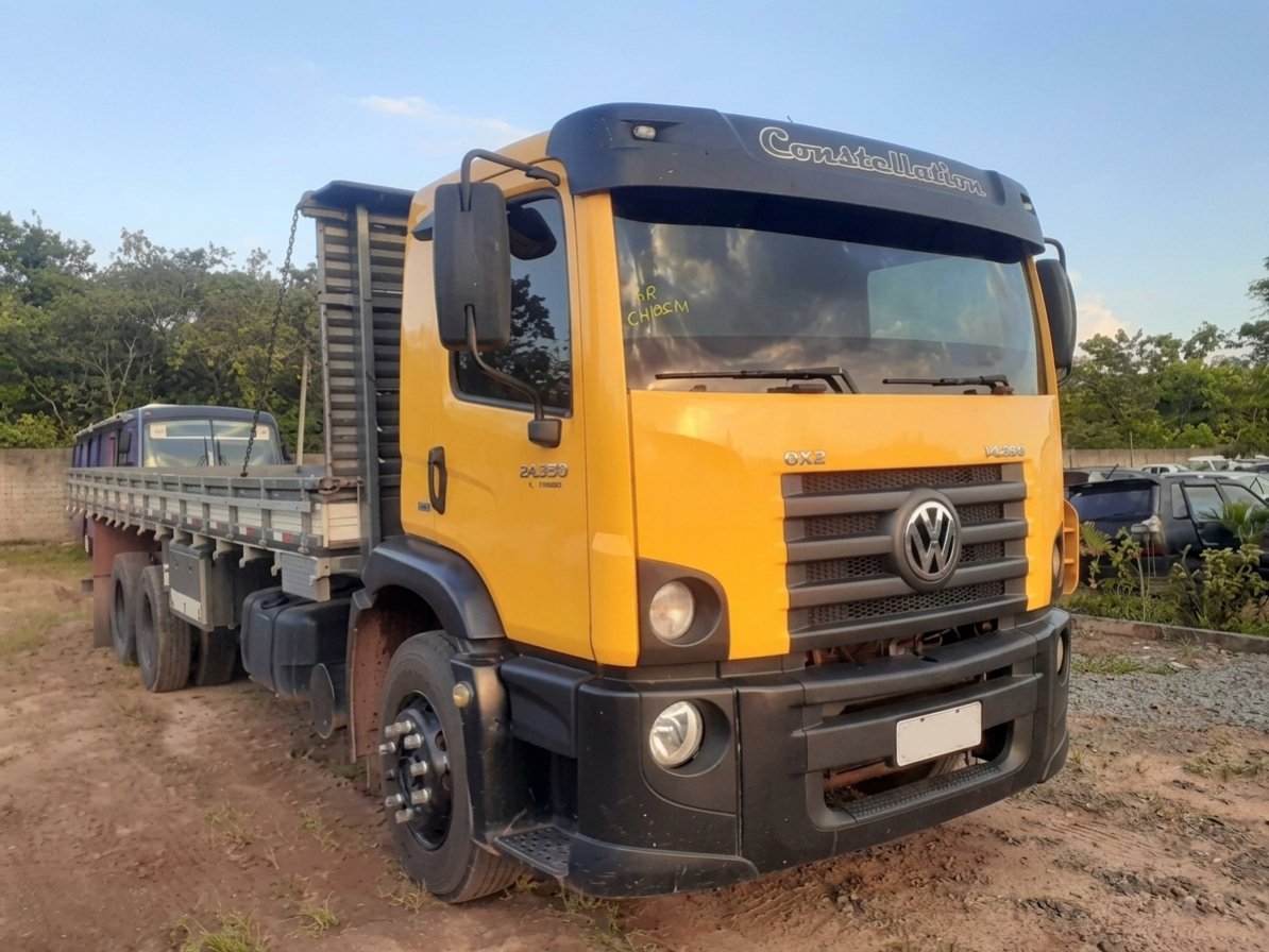 VOLKSWAGEN CONSTELLATION 13/14
