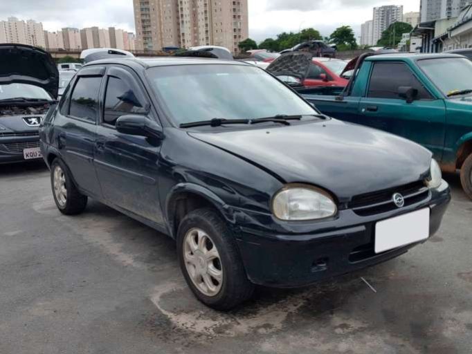 CHEVROLET CORSA SEDAN GL  05/05